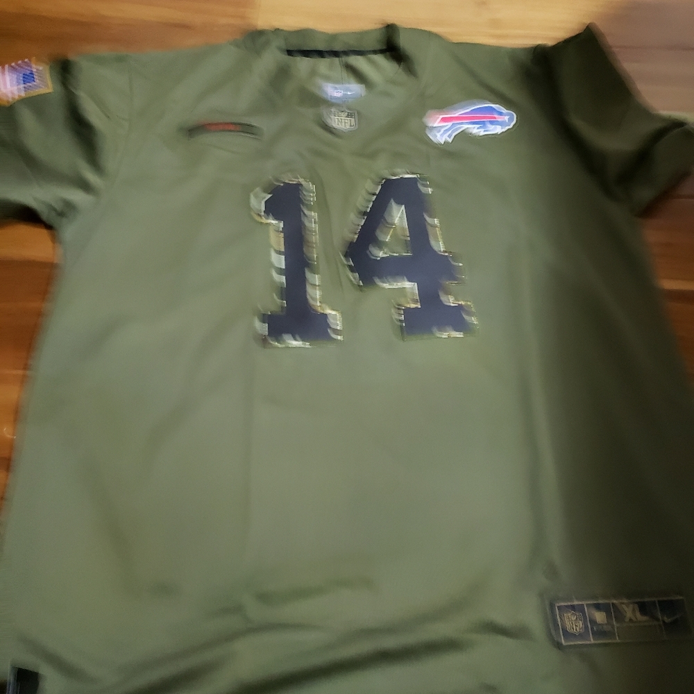 Football Jerseys - Picture 6 of 6